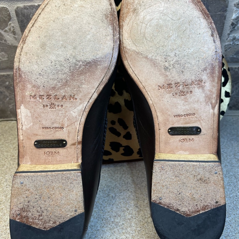 MEZLAN SHOES SIZE 10 1/2 M.  BLACK WITH BRAIDED BOW.  CROCODILE - Picture 16 of 16